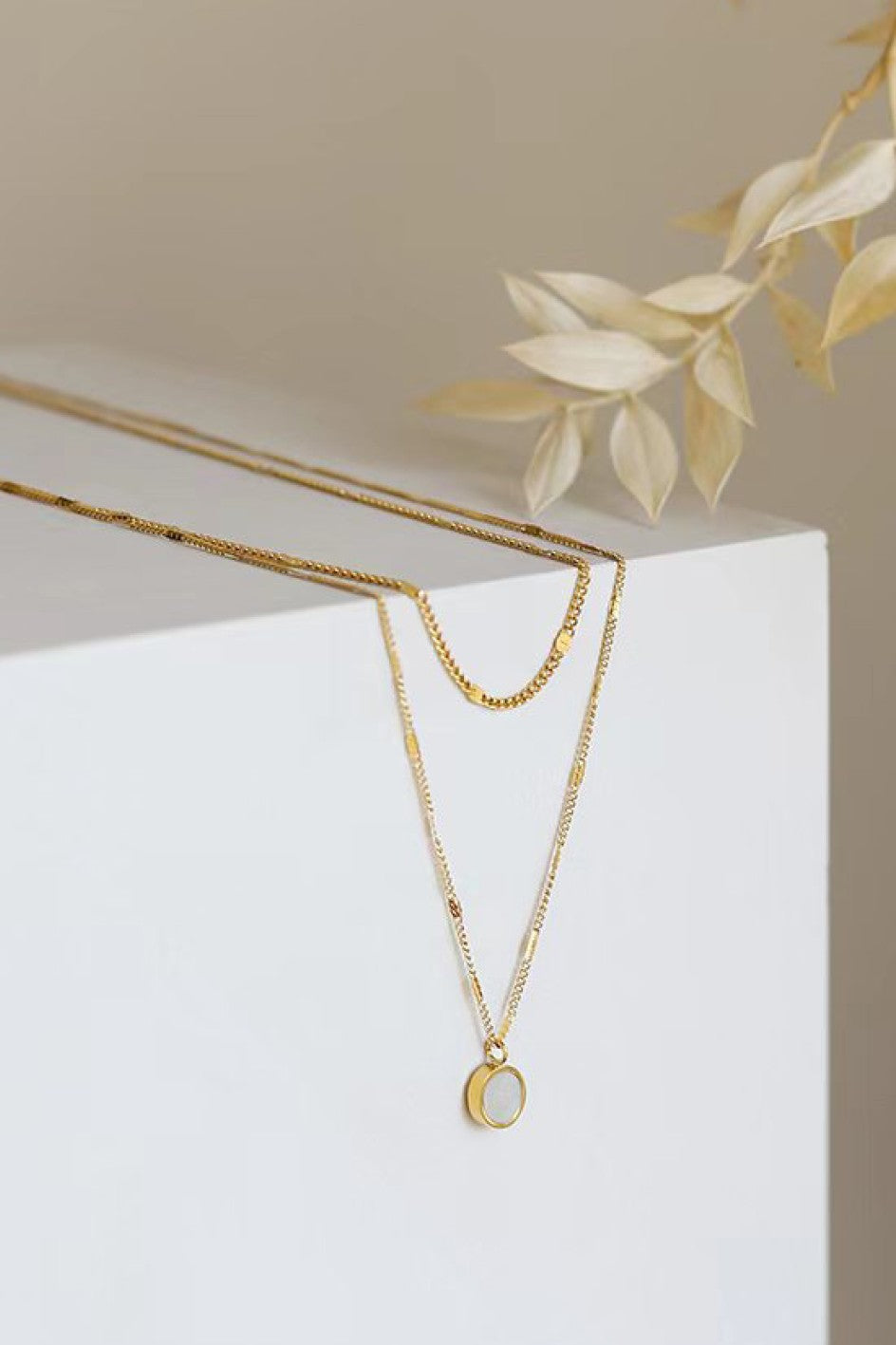 FMN192 Pendant 2 Chain Gold Plated