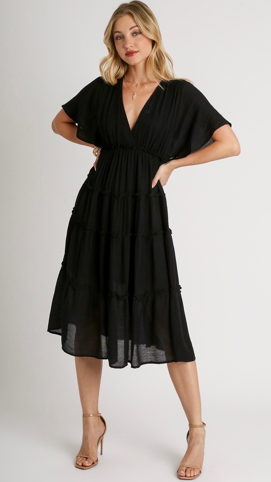 Val Textured Tiered Midi Dress Black