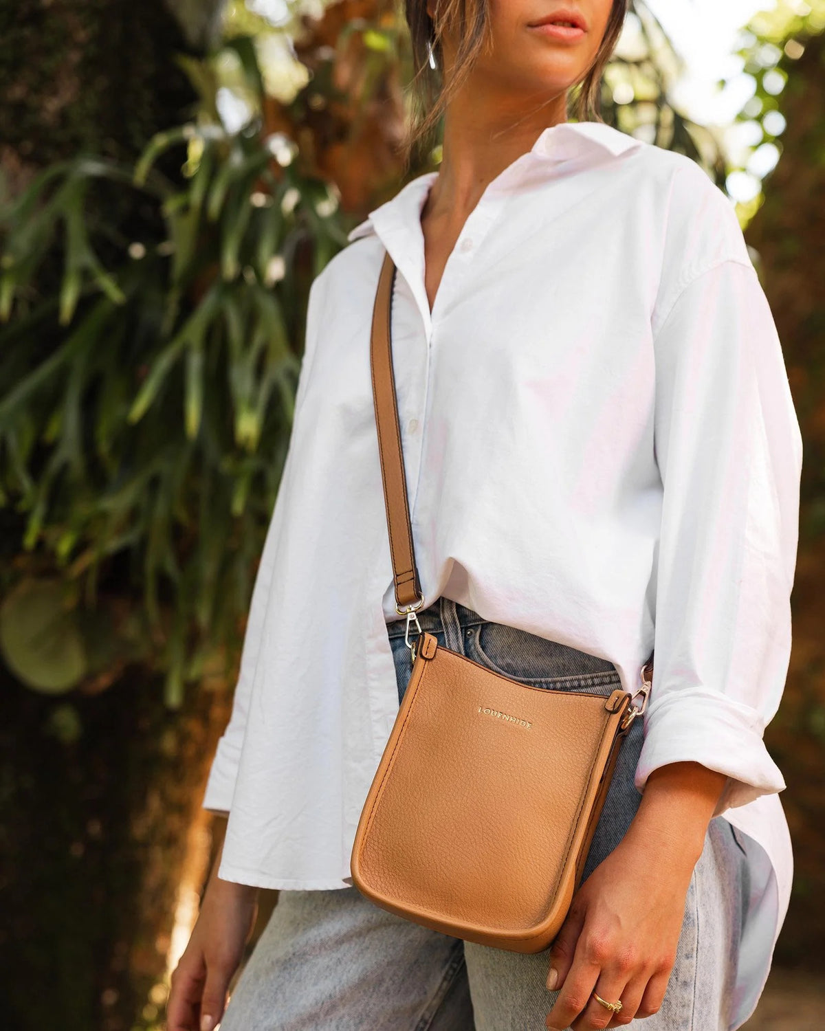 Parker Phone Crossbody Bag Caramel