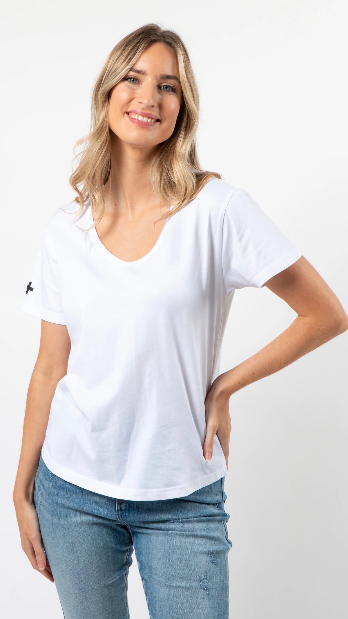 Villa Tee V Neck White