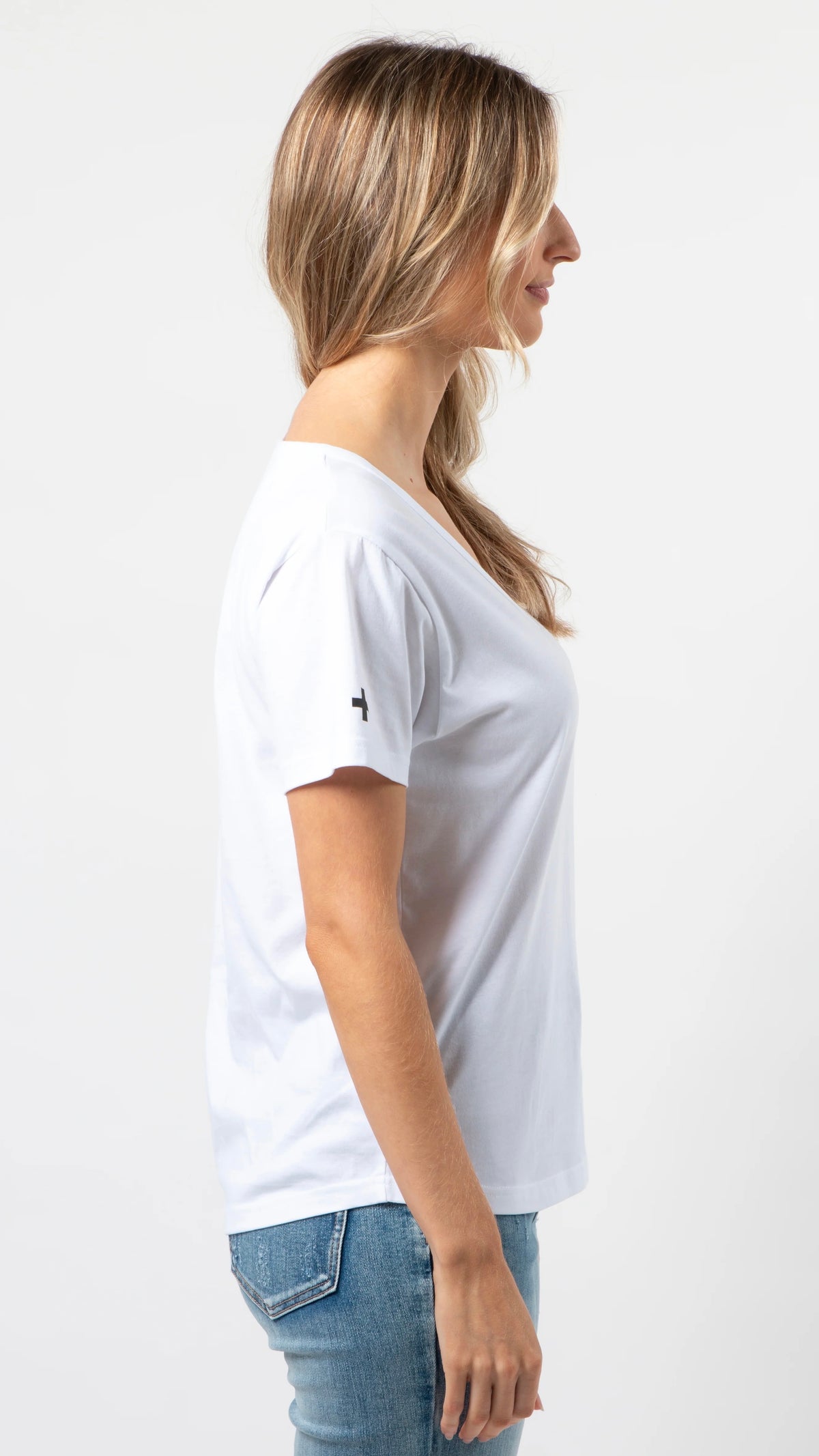 Villa Tee V Neck White