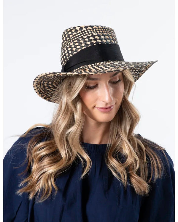 Straw Hat Diamond Check Black