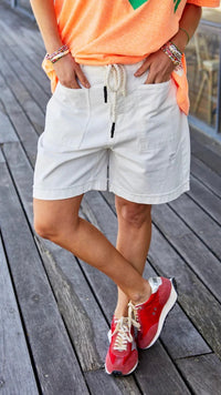 Distressed Carpenter Short White